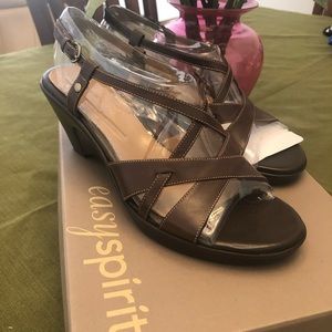 🌺 Easy Spirit Beatrix Sandals 🌺